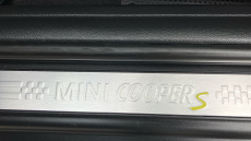 MINI Hatchback 135kW Cooper S Level 3 33kWh 3dr Auto Electric Hatchback